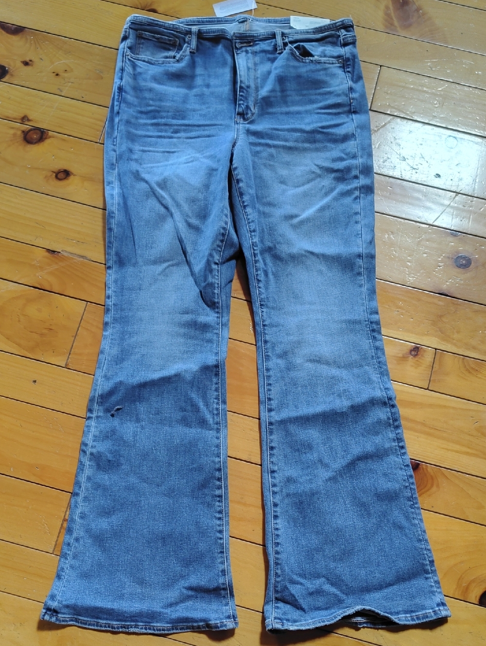 American Eagle Low-Rise Flare Jeans